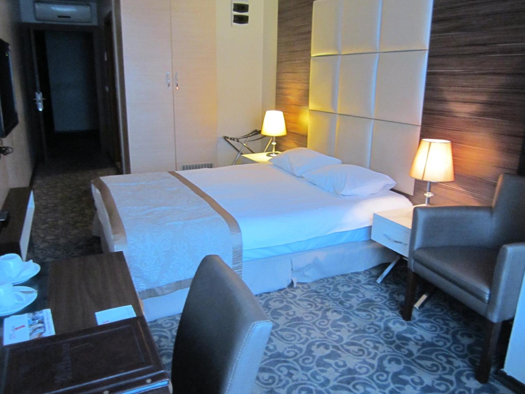 Derpa Suite Hotel Стамбул Екстер'єр фото