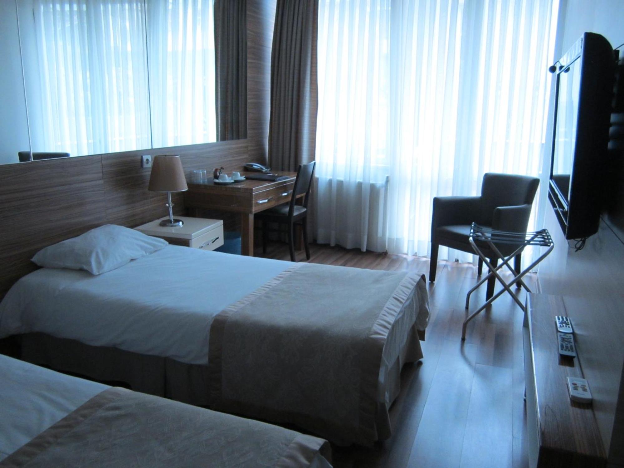Derpa Suite Hotel Стамбул Екстер'єр фото